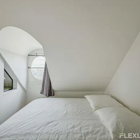 Flexliving - Onebedroom - Malesherbes - Eiffel Tower View * Paris