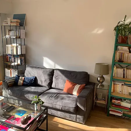 Sunny Escape In Belleville * Paris