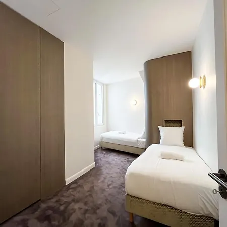 Urban Flat 191 - Luxury 3 Bedroom - Madeleine * Paris