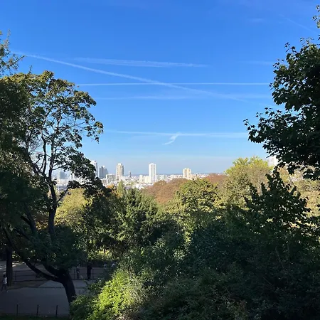 2 Pieces Neuf Buttes Chaumont * Paris