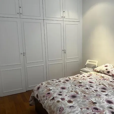 Eiffel Tower Oasis 30m From Eiffel Tower Проживание в семье *