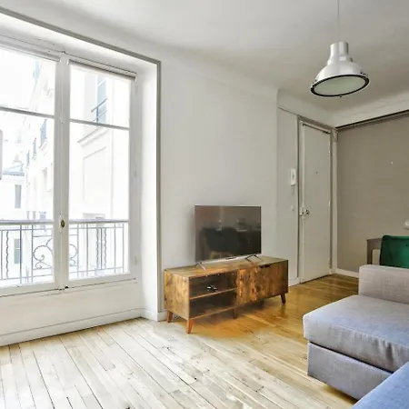 Le Marais Free Netflix Apartment Paris