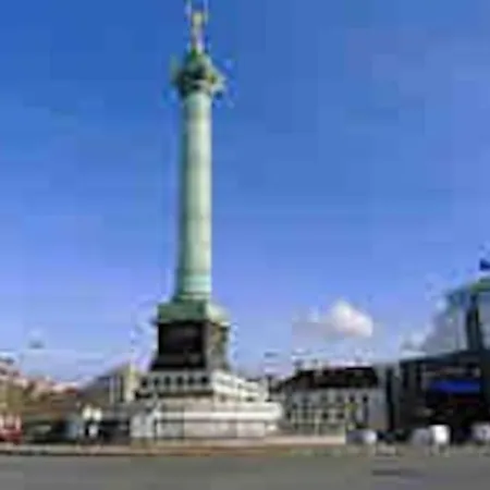 Appartamento Chez Gustave: Clim Calm,saint Paul Marais, 2guests Parigi