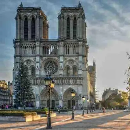 Chez Gustave: Clim Calm,saint Paul Marais, 2guests Appartamento *