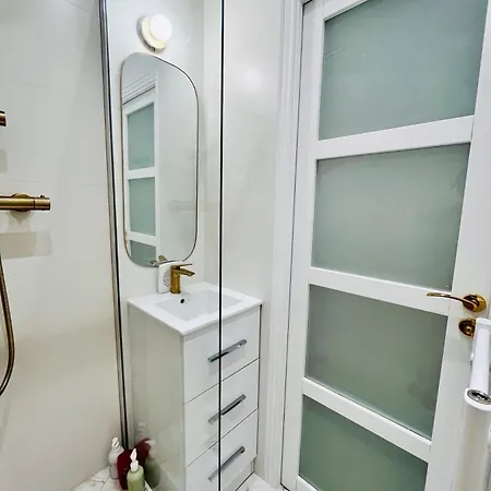 Rare Pearl 5e Notre Dame Saint Michel Apartment