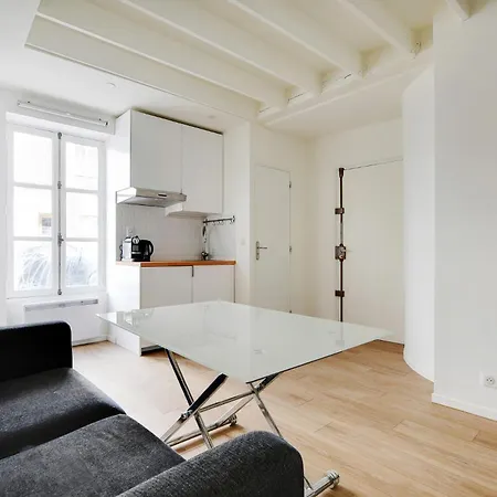 Invalides - Tour Eiffel Apartment Paris