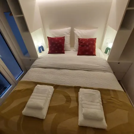 Appartement Centre - At *