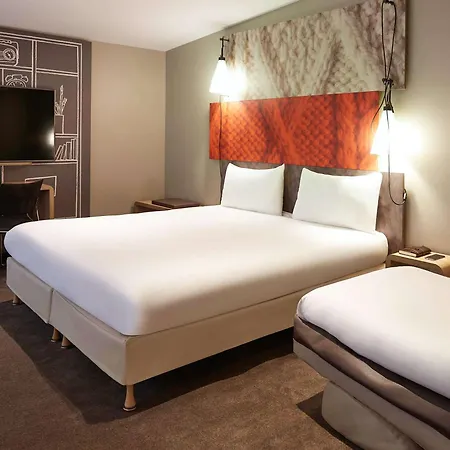 Ibis Canal Saint Martin 3* Paris