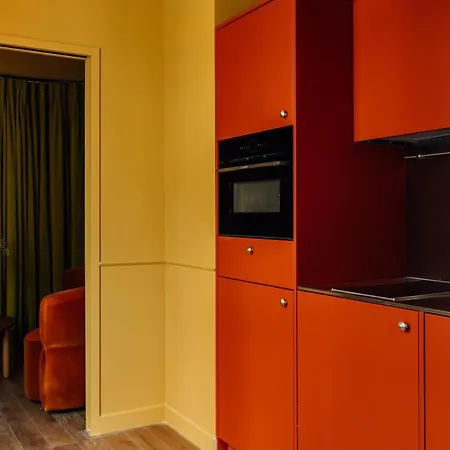Hotel Le Jardin De Verre By Locke 4*