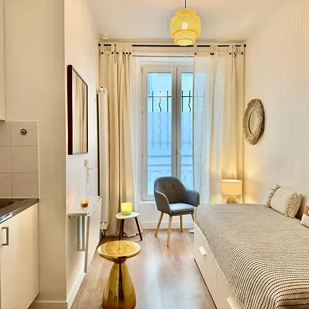 Petit Apartment