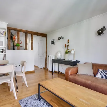 アパート Stunning 1br Flat With Balcony Near Metro Station *