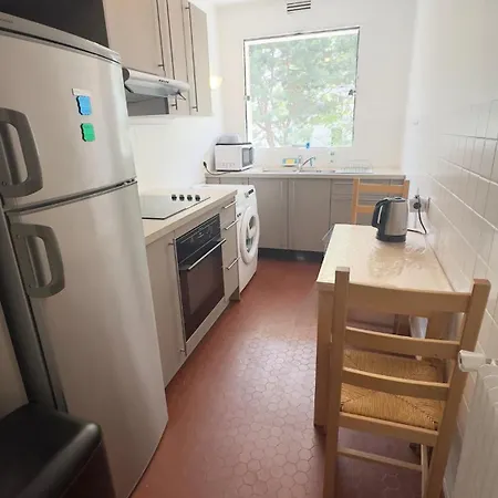 Cosy Two Bedroom Near The Eiffel Tower Apartment Paris