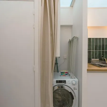 Mini Loft Buttes Chaumont Apartment *