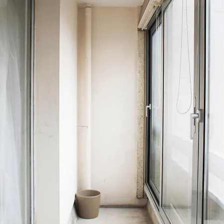 Spacious 3 With Balcony In *