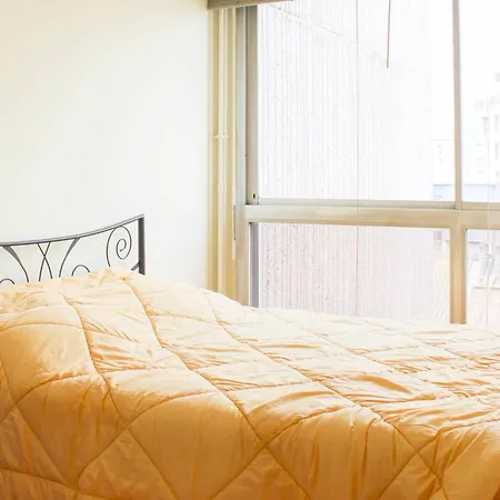 Apartment Spacious 3 With Balcony In Paris