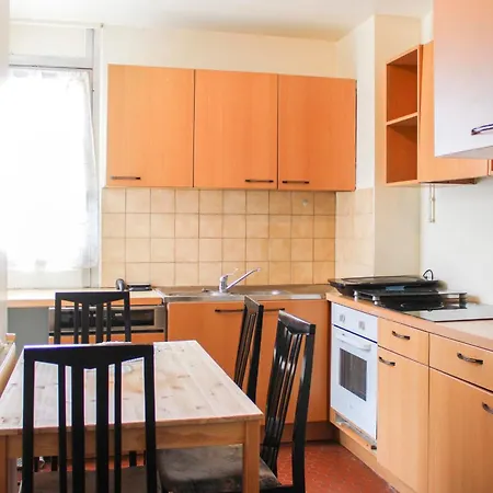 Spacious 3 With Balcony In