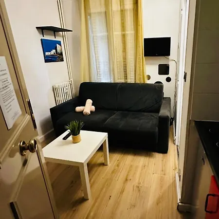 Apartman Centre Moderne Et Fonctionnel A Deux Pas De La Seine
