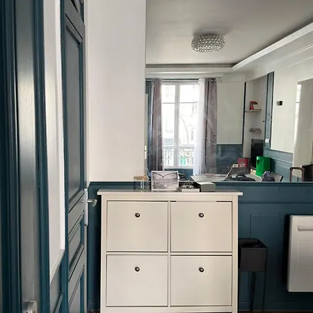 Center Of Marais Apartment