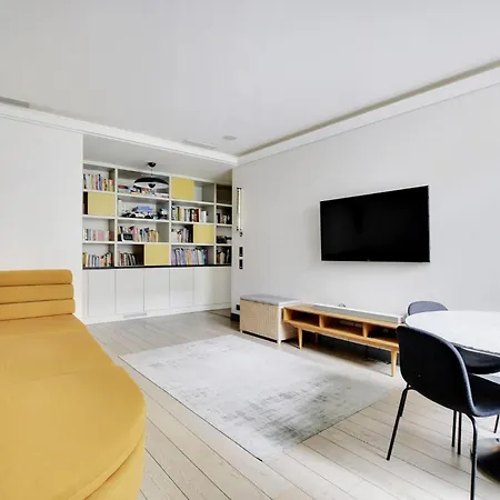 Apartment Bastille With Services By Pick A Flat *