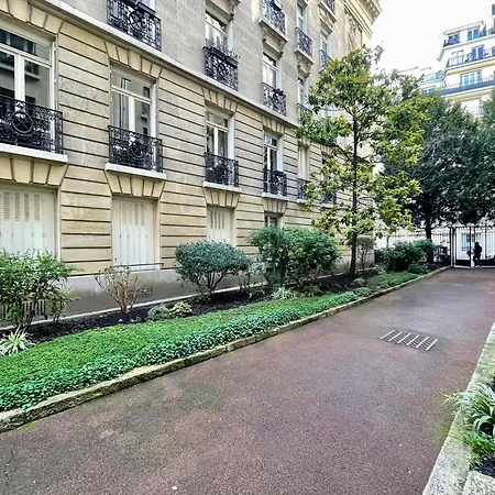 Mozart Passy Apartment Paris