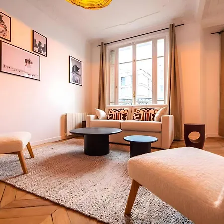 Tbs 326 - Superb Apartment With Eiffel Tower View