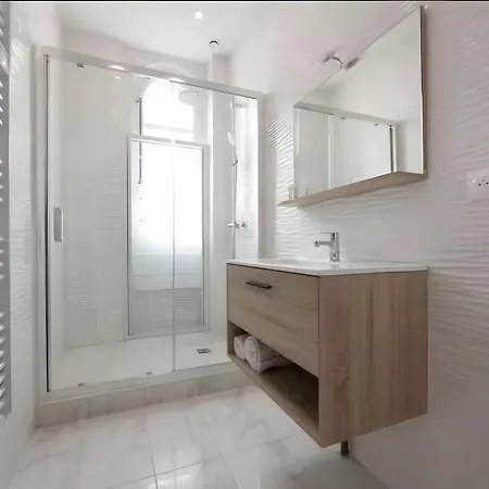 Tbs 324 - Superb With Eiffel Tower View Apartment