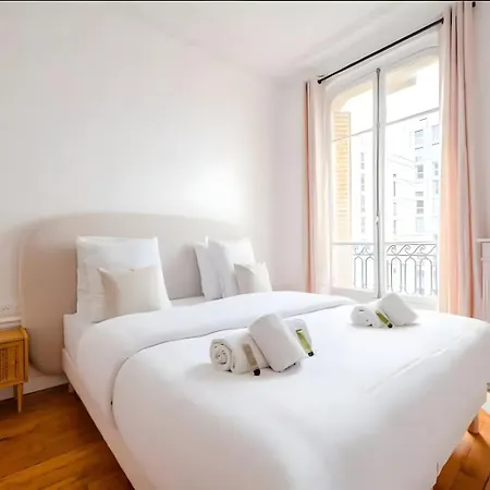 Apartment Tbs 324 - Superb With Eiffel Tower View Paris