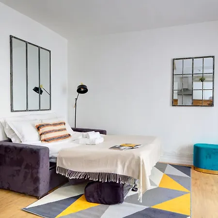 Apartment In The Heart Of Next To Rue Cler - Calm 1br