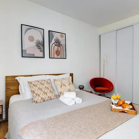 Apartment In The Heart Of Next To Rue Cler - Calm 1br *