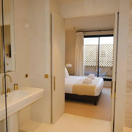 Apartment Confortable Luxe 3 *