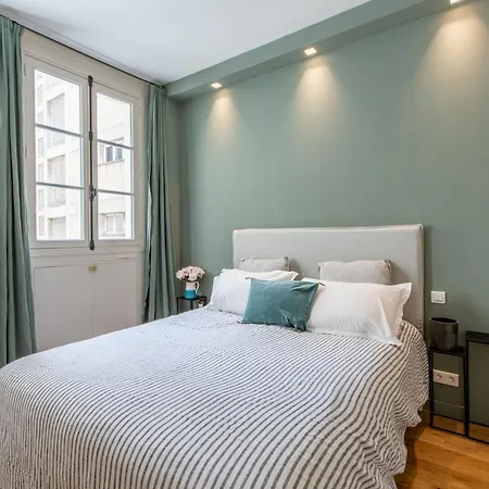 Arc De Triomphe - Luxury 1 Bedroom * Paris