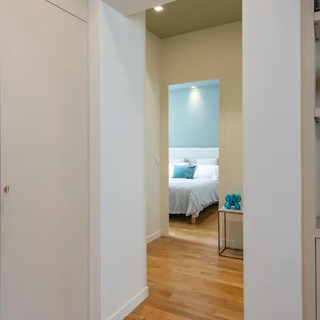 Arc De Triomphe - Luxury 1 Bedroom *