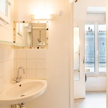 Apartament Guestready - Joli Cosy Dans Le 17eme Arr. Paryż
