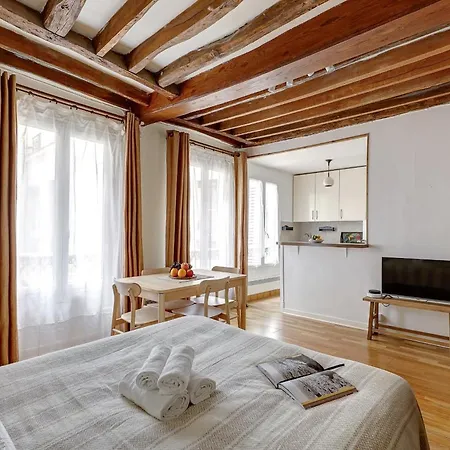 Bnbnova - 1br Eiffel Tower & Rue Cler Apartment Paris