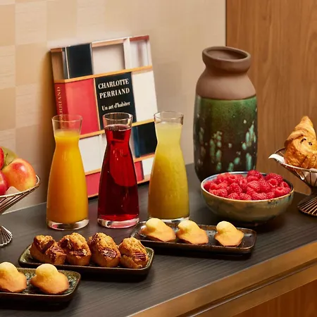 Hotel Sofitel Arc De Triomphe 5*