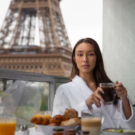 Pullman Tour Eiffel 4* Parigi