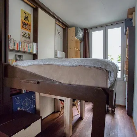 Charming Pied-a-terre - Marais Apartment