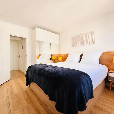 Myjolieparishome - King Size Bed, Ac Living Room, Balcony Apartment *