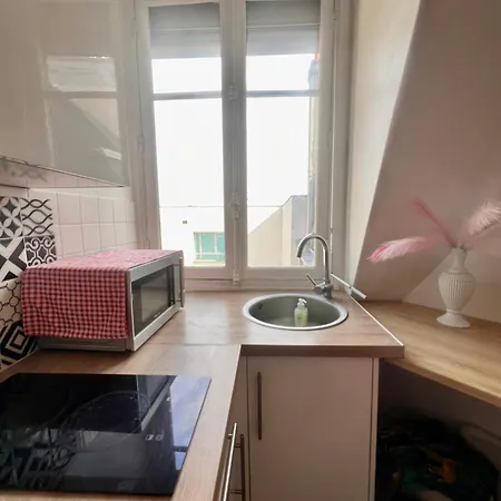 Apartment Centre Orsay *
