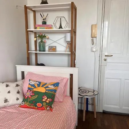 Apartment Centre Orsay