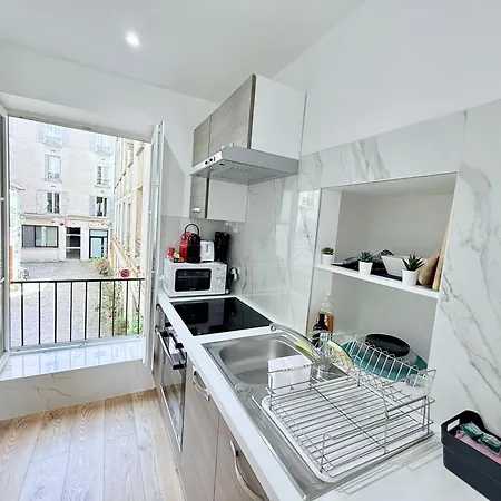 Apartamento Refait A Neuf 2 Pieces - - Equipe - Parking *