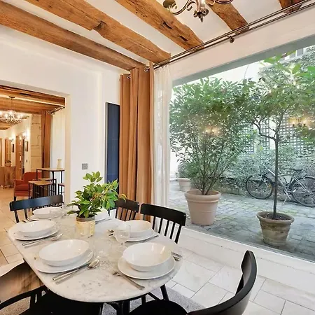 Apartment Maitre Paris