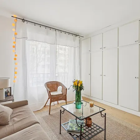 Near Des Invalides By Weekome Apartment *