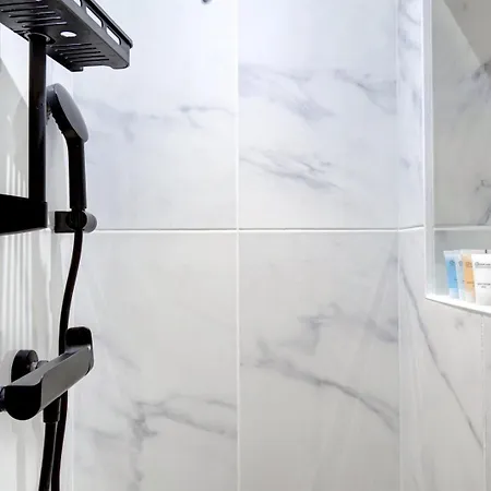 544 Champignon - Superb Sacre-coeur Apartment *