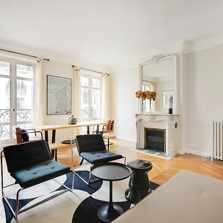 Apartment Spacieux 2p A Paris, Rue Jouffroy D'abbans Proche Arc De Triomphe