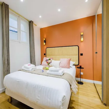 Stylish 3 Min From Haussmann, Sleeps4 アパート *