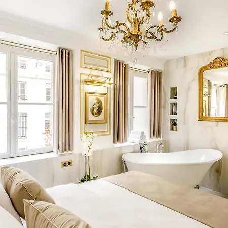 Merveil - Signature - Tour Eiffel - Bourgogne Apartment
