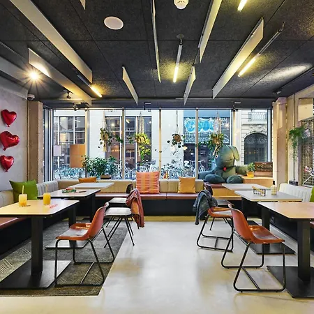 Moxy Bastille Paris