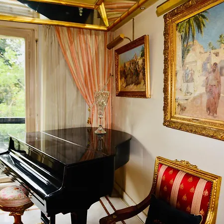 New Etoile Arc De Triomphe Renovated March 24 Apartment