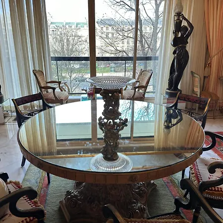 New Etoile Arc De Triomphe Renovated March 24 Apartment